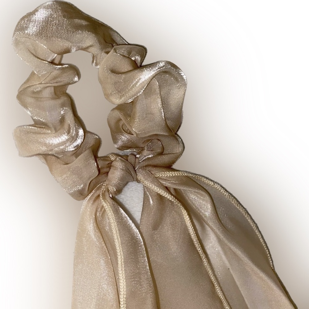 NEW Creme Silky Hair Scarf Scrunchie - Picture 2 of 5